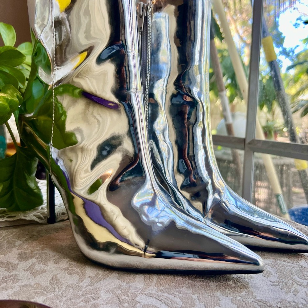 INC International Concepts Metallic Heeled Boots Brand New! - Picture 8 of 11